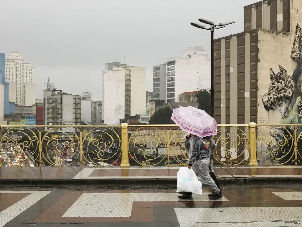 São Paulo deve ter fim de semana de outono; veja previsão do tempo
